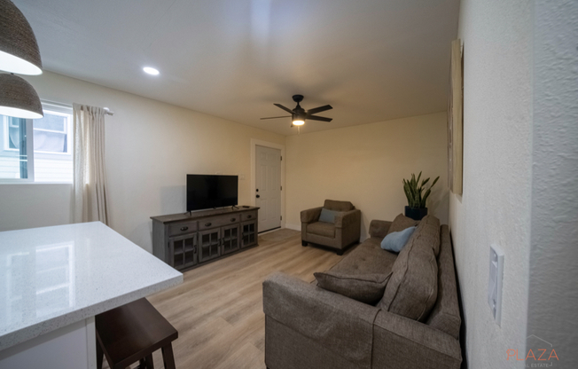 329 BEAUMONT CT