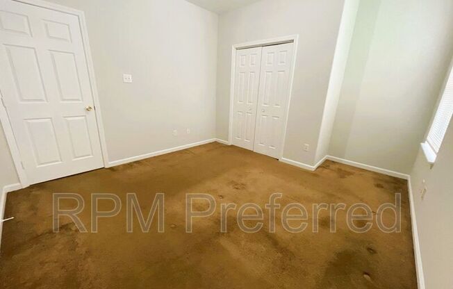 2 beds, 1 bath, 955 sqft, $1,065