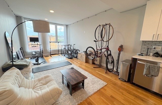 10 TABER ST