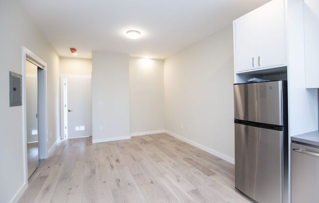 1 bed, 1 bath, 438 sqft, $2,495, Unit 10