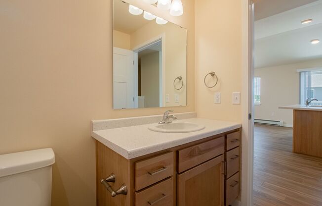1 bed, 1 bath, 743 sqft, $1,499, Unit EC 4237-18