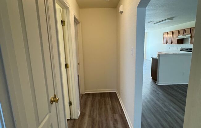 3 beds, 2 baths, 1,178 sqft, $950, Unit C