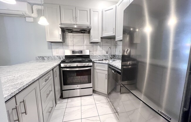 1 bed, 1 bath, 750 sqft, $3,400, Unit 2