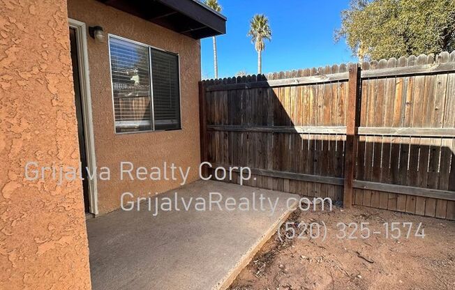 2 beds, 1 bath, 800 sqft, $950, Unit 3529 - J