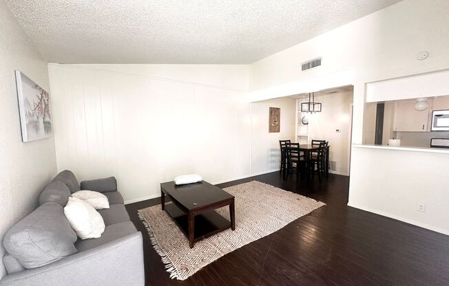 2 Bed 1 Bath in Austin