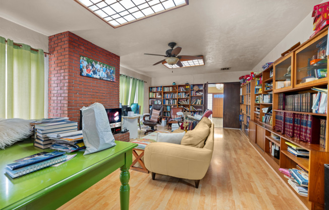 4 Bed/2 Bath House - Walk to SDSU!
