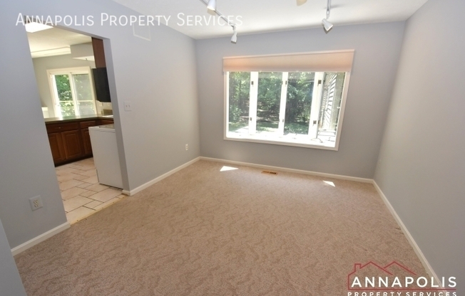 1915 RIDGEWOOD RD