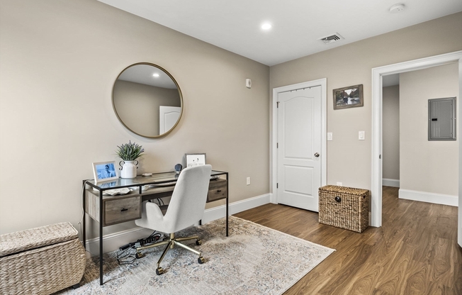 2 beds, 2 baths, 1,300 sqft, $4,650, Unit 14