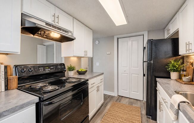 2 beds, 2.5 baths, 1,218 sqft, $1,395, Unit 2-22F