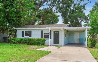 Half Off! 2 Bedroom, 1 Bathroom Home for Rent in West Tampa!