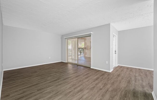 2 beds, 2 baths, 1,020 sqft, $1,695, Unit 101