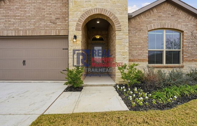 Well-Designed 4 Bedroom Single-Story