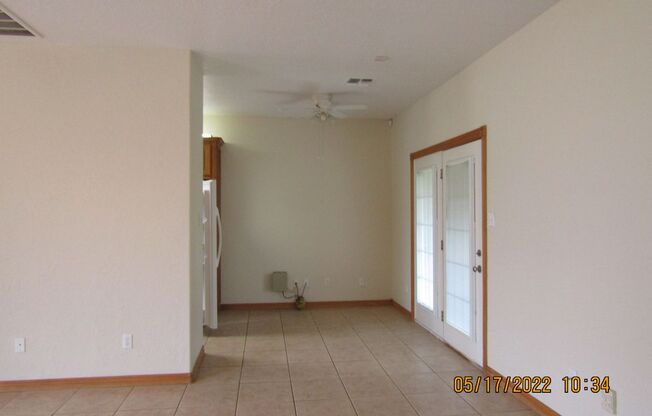 3 beds, 2 baths, $1,550