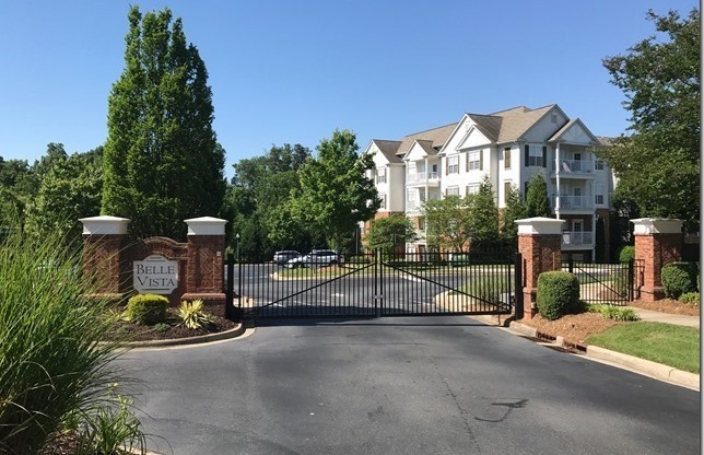 Well maintained 2 br 2 ba condo in the gated community of Belle Vista.