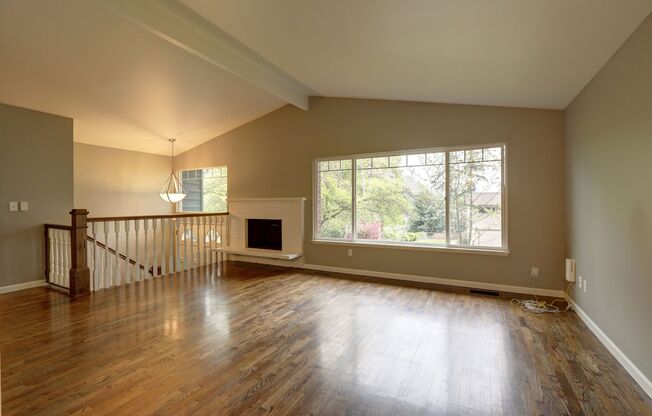 Beautiful 4bd, 2.5ba Home by Marymoor Park Available Now!