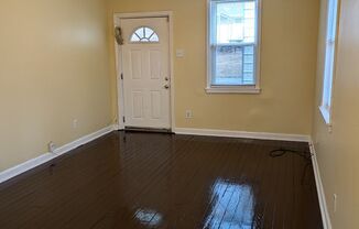 2 beds, 1 bath, $1,000