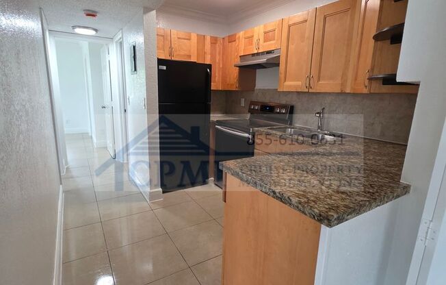 2 beds, 2 baths, 827 sqft, $2,025, Unit 674