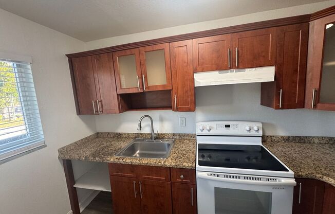 1 bed, 1 bath, 650 sqft, $1,595, Unit 208