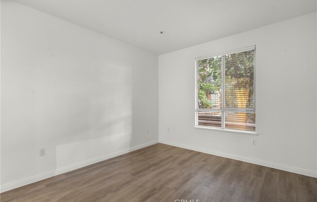 2 beds, 2 baths, 1,042 sqft, $3,050, Unit 159