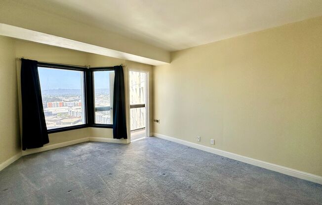 1 bed, 1 bath, $2,400, Unit # 2102