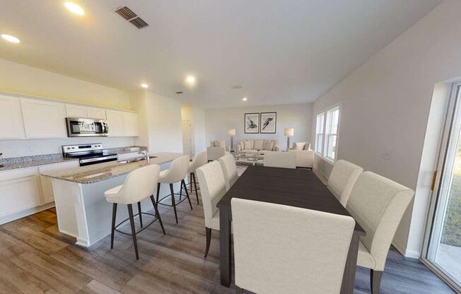 Spacious New-Build with Loft in Monticello Park