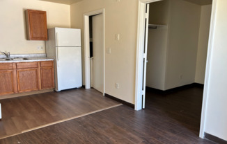 1 bed, 1 bath, $750, Unit 1706 South Powell #205