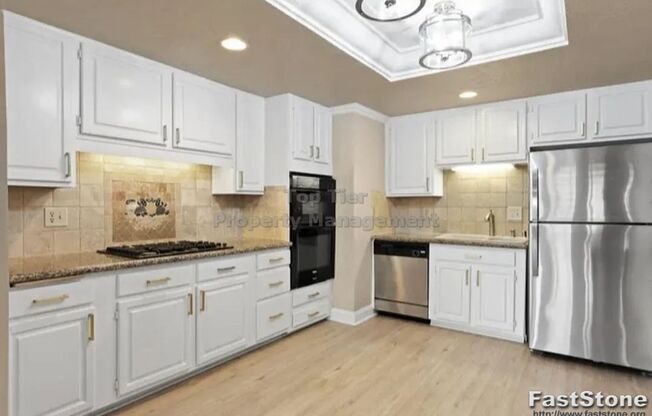 OCEAN VIEWS! Luxury Oceanside Condo with Stunning Pier Views | 2 Bed, 2 Bath, Secure Parking (2 spots)