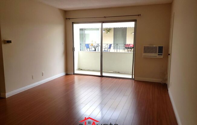 1005 N Curson Ave.
