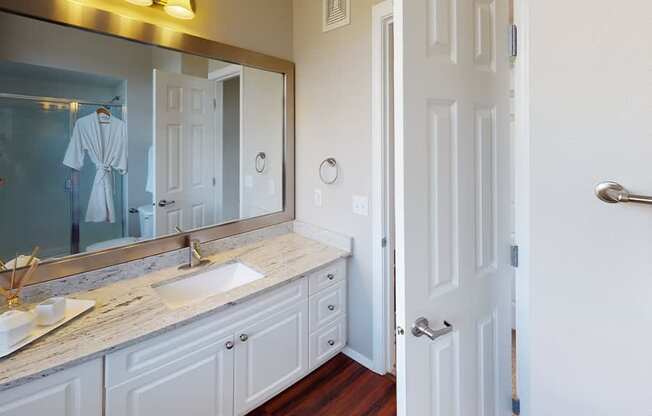 Sammamish Apartments and Townhomes