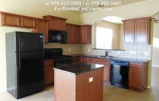 3 beds, 2 baths, $1,495