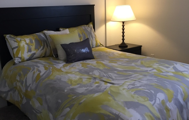 1 bed, 1 bath, 780 sqft, $1,489, Unit Y206