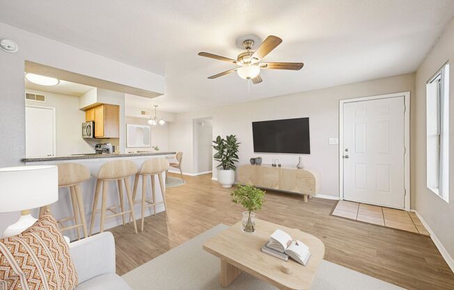 3 beds, 2 baths, 1,140 sqft, $1,649, Unit 2050