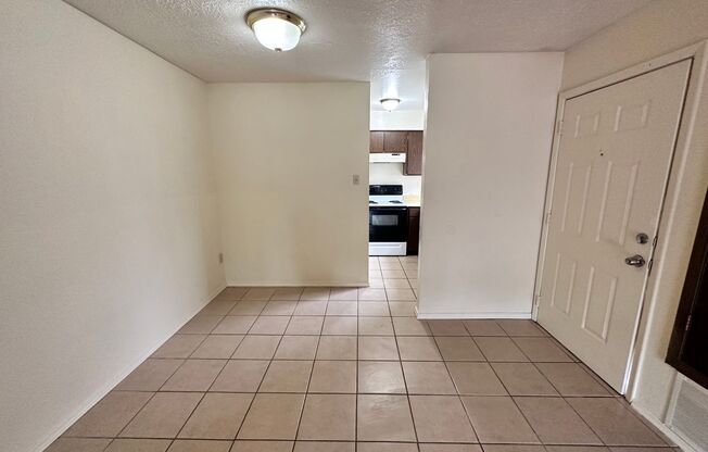1 bed, 1 bath, 600 sqft, $700, Unit Unit 209