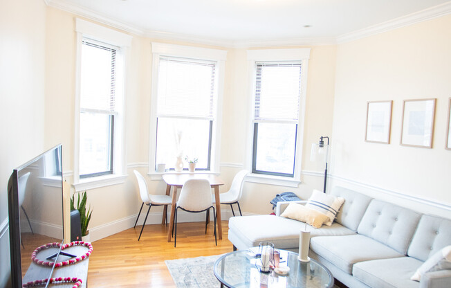 1346 COMMONWEALTH AVE