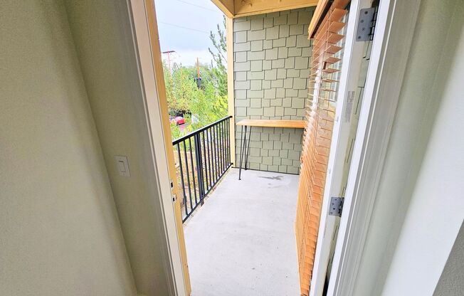 2 beds, 2 baths, $1,800, Unit UNIT 1126