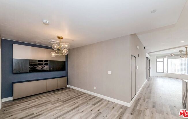 2 beds, 2 baths, 1,580 sqft, $5,000, Unit 2205