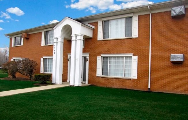 Metro Pointe Apartments