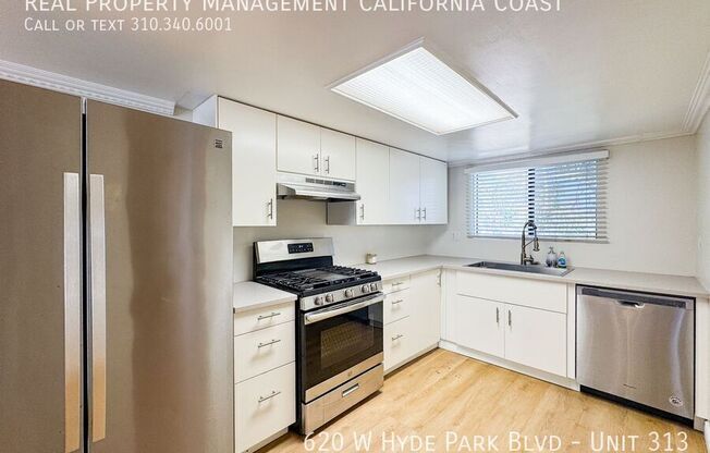620 W HYDE PARK BLVD