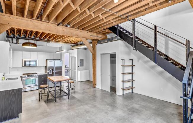 2 beds, 1.5 baths, 1,340 sqft, $4,700, Unit 110