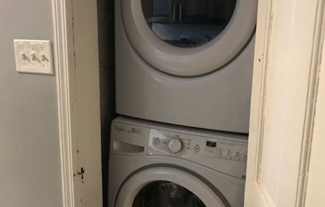 2134 East Carson Street