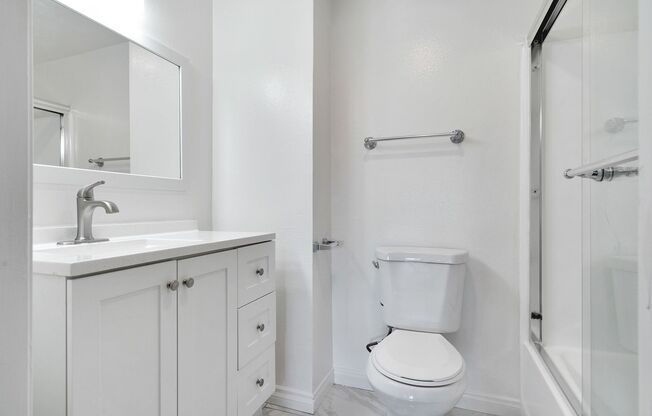 Studio, 1 bath, 600 sqft, $1,950, Unit Unit 210