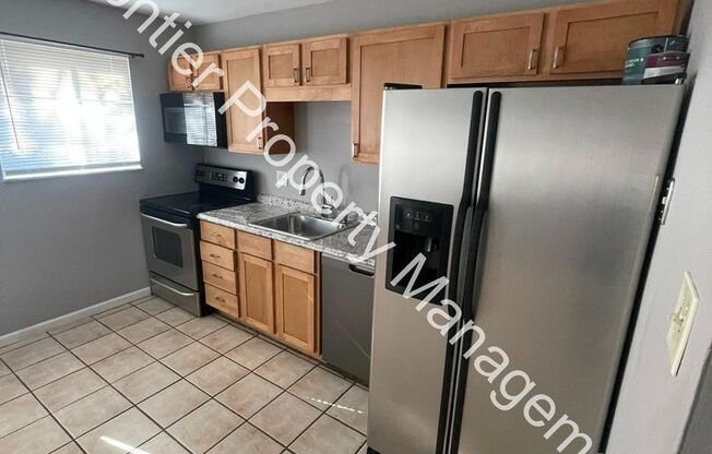 2 beds, 1 bath, $925, Unit 9310 Shirley Gardens Dr. B