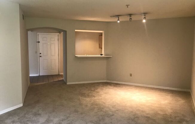 3 beds, 2 baths, 1,419 sqft, $1,750, Unit 817