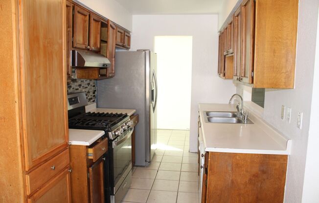 3 beds, 2 baths, $1,495