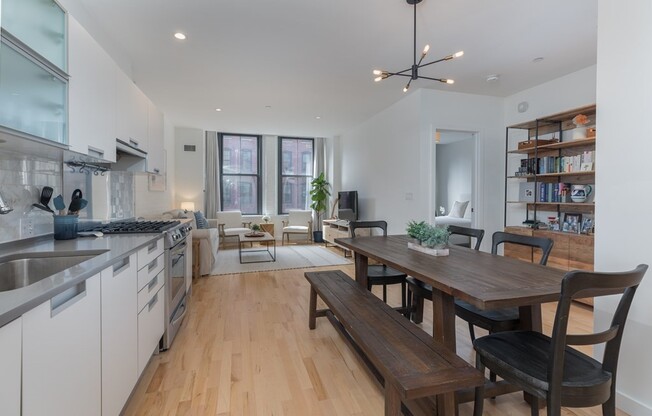 2 beds, 2 baths, 1,033 sqft, $5,250, Unit 209