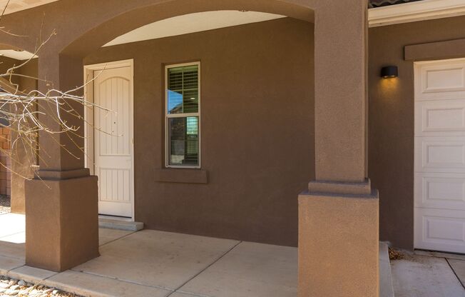 Newer Home In Santa Fe