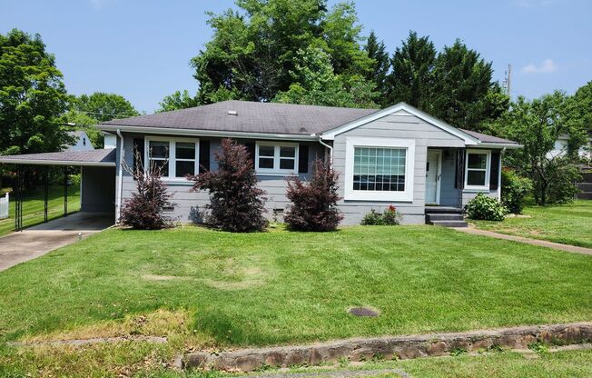 3 Bedroom 2 Bath home in Red Bank TN