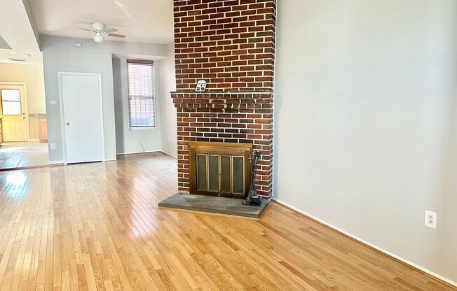 3 Bedroom 1.5 Bathroom!  Pets Welcome!!!