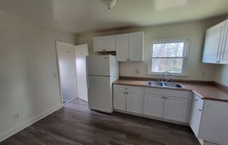 3 beds, 1 bath, $1,399