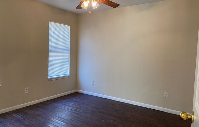 Welcome home to 7545 Windsor Oaks!